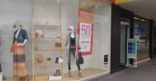 ELA  ZONA INDUSTRIAL